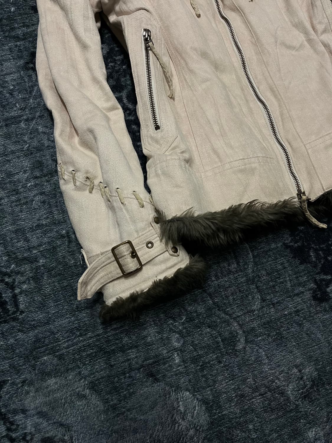 Chil deric fake suede lace up fur jacket 상품이미지4