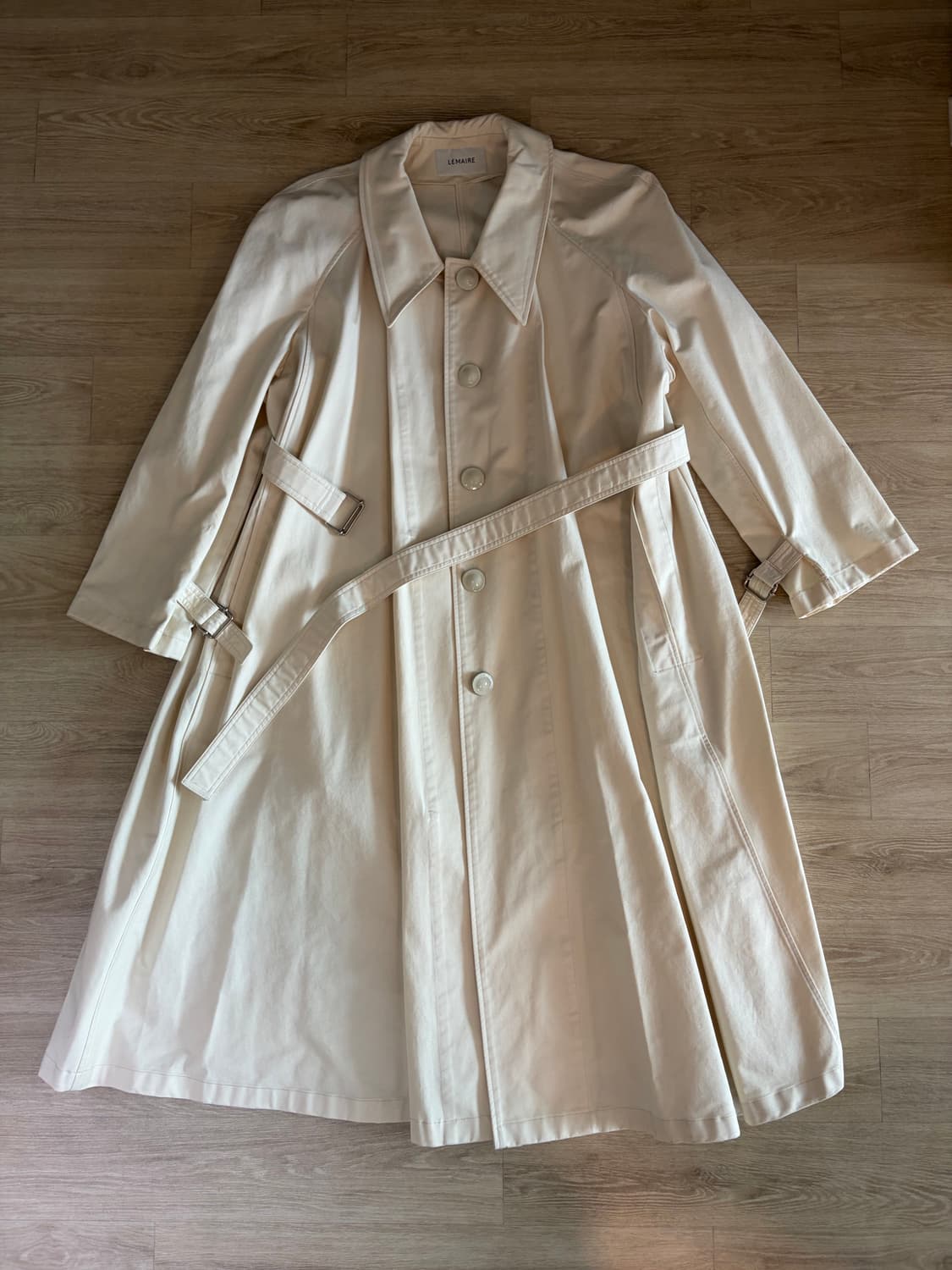 르메르 트렌치 코트 상품이미지1