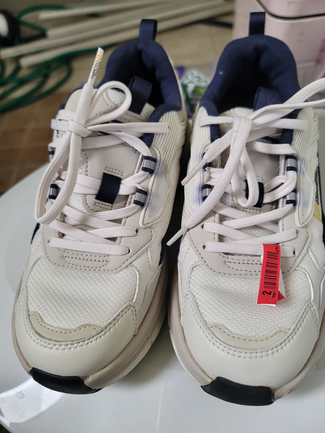 네셔널지오그래픽 운동화 사이즈 265 상품이미지1