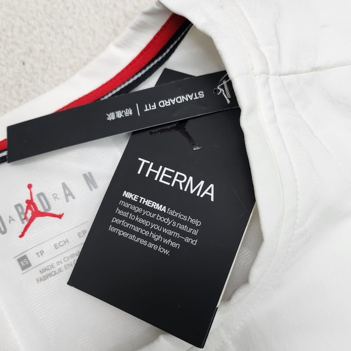 NIKE 조던 패딩 맨투맨 XS 새상품 상품이미지2