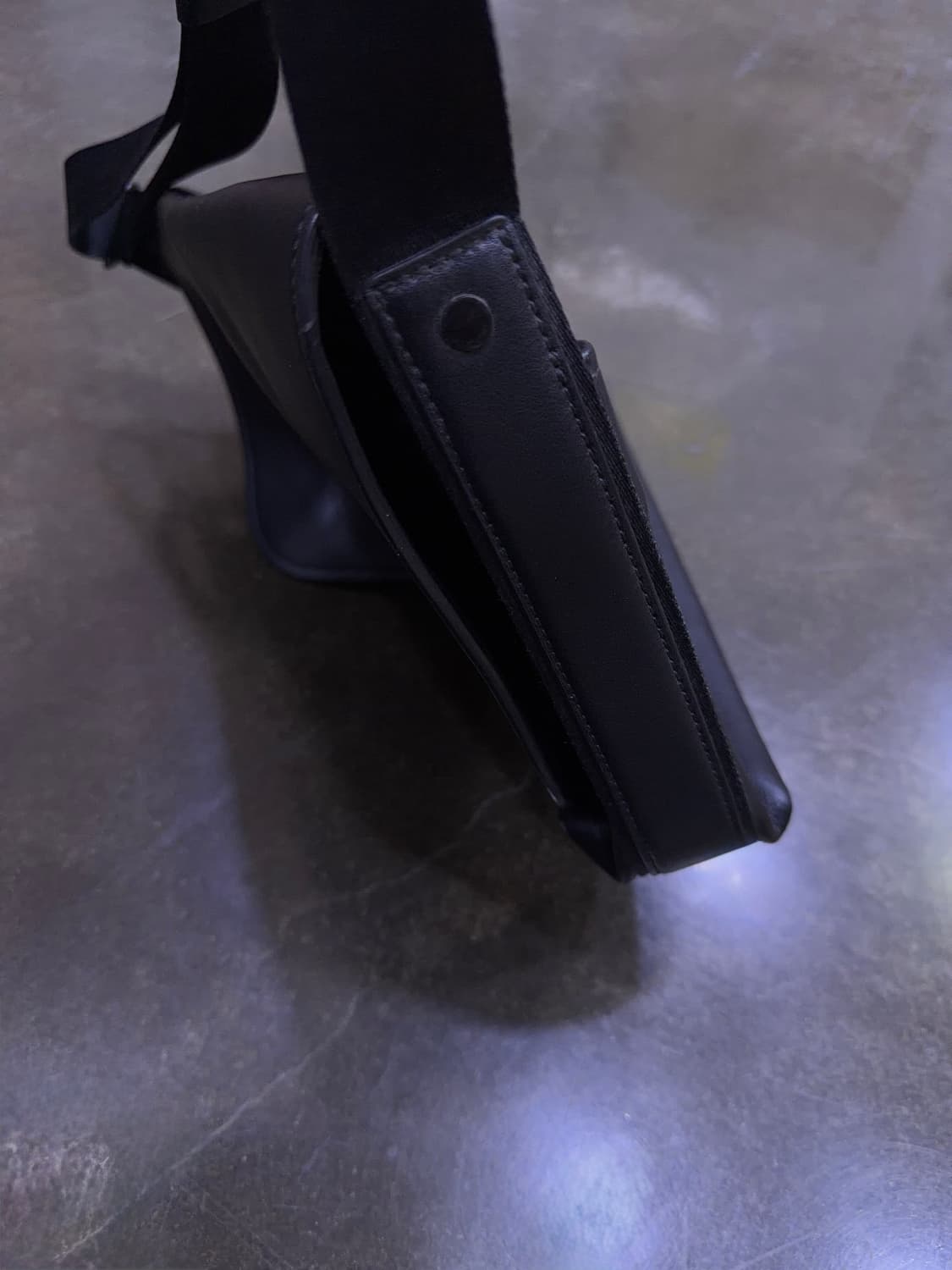 질스튜어트 블리언 소가죽 크로스백 메신저백 M 상품이미지6