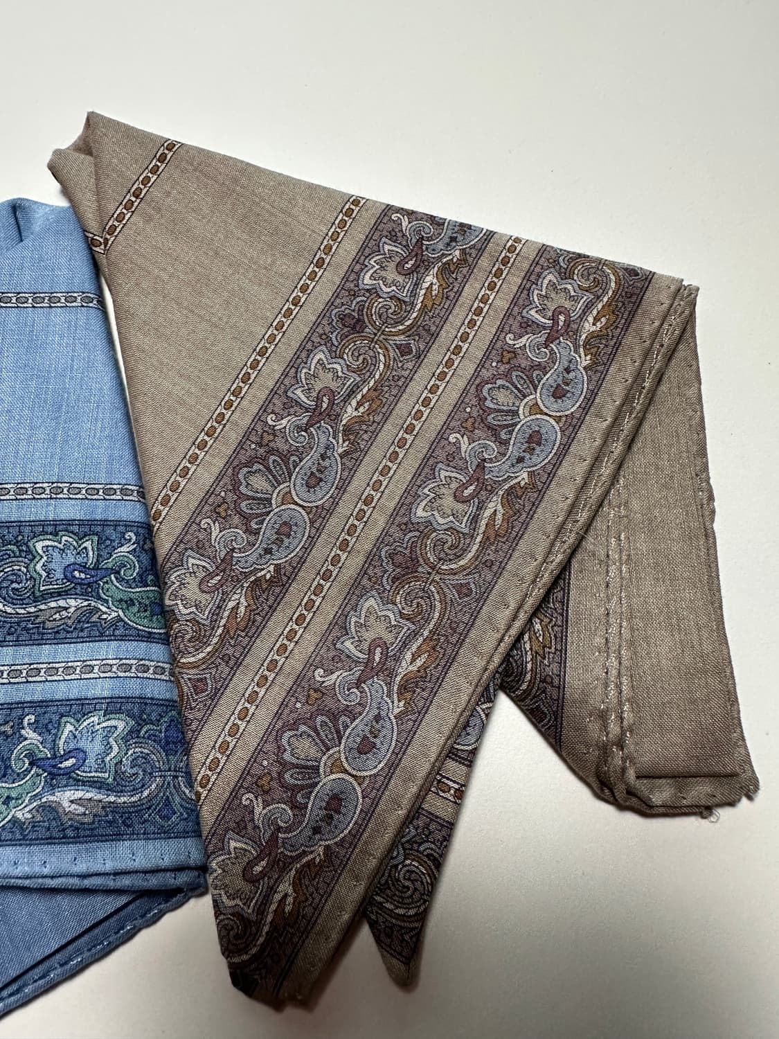 입생로랑 페이즐리 손수건 블루/베이지 상품이미지4