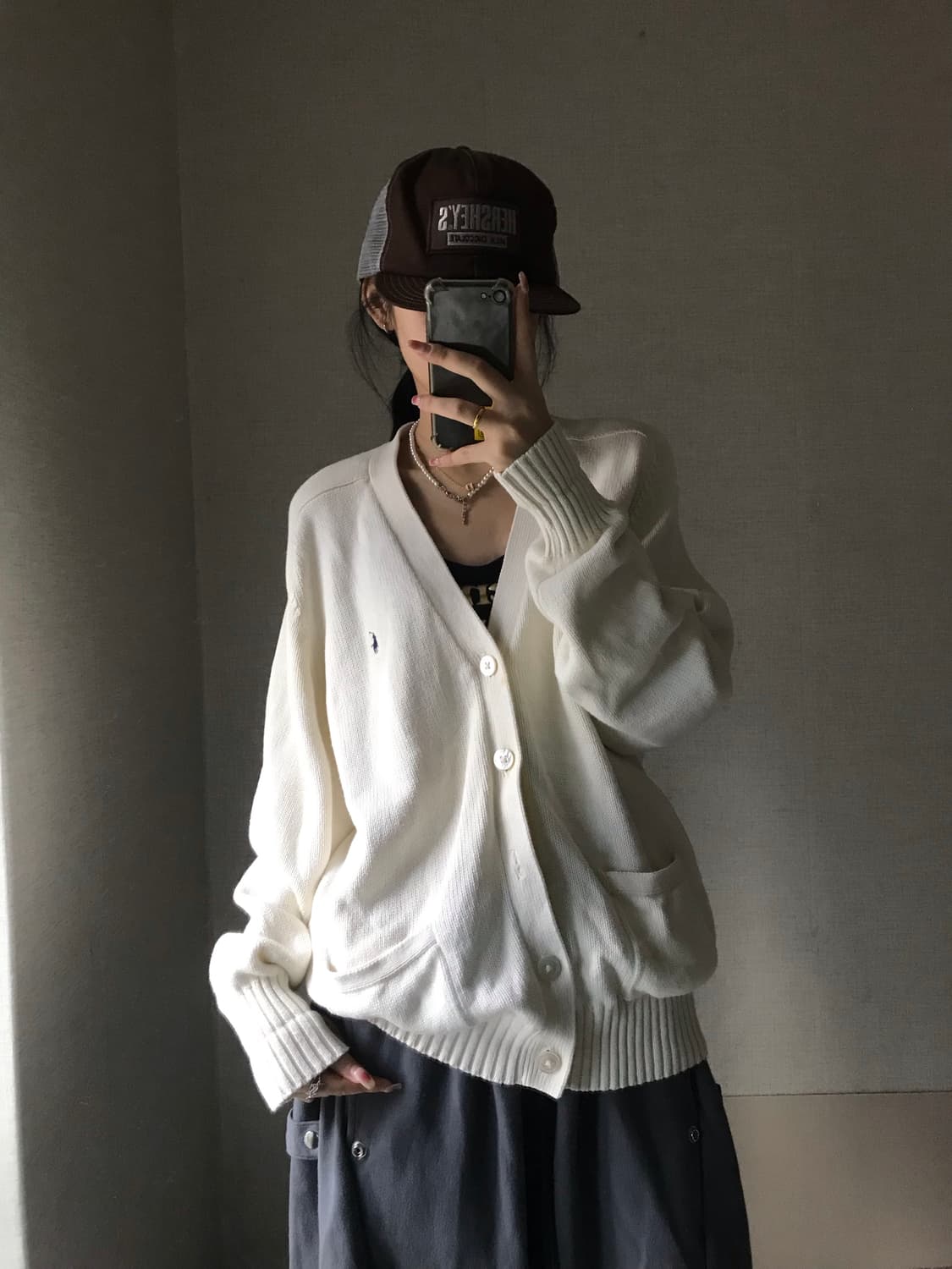 폴로 아이보리 오버핏 가디건 상품이미지1