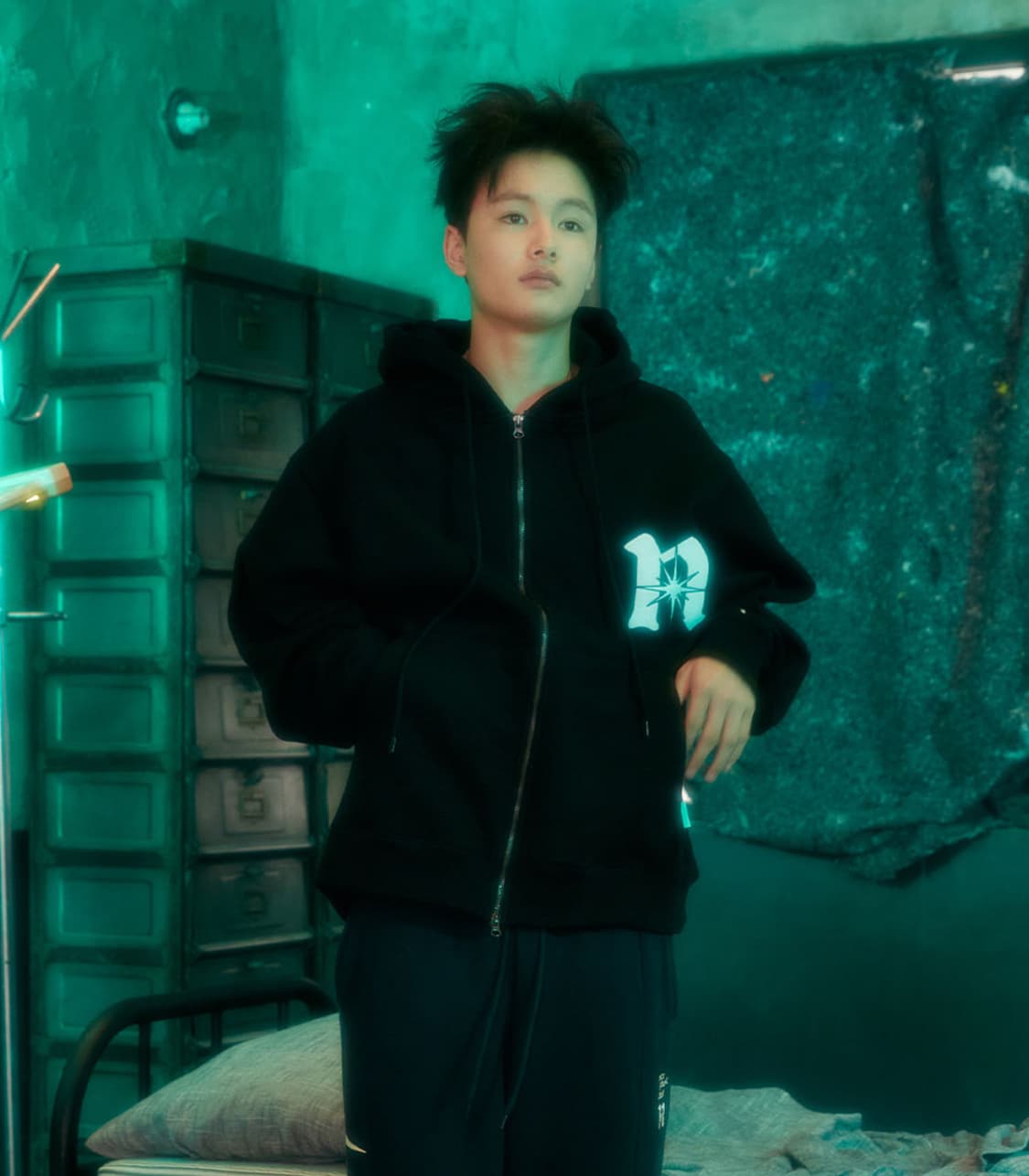 나이스고스트클럽 샤이닝 로고 후드 집업 블랙 L 상품이미지1