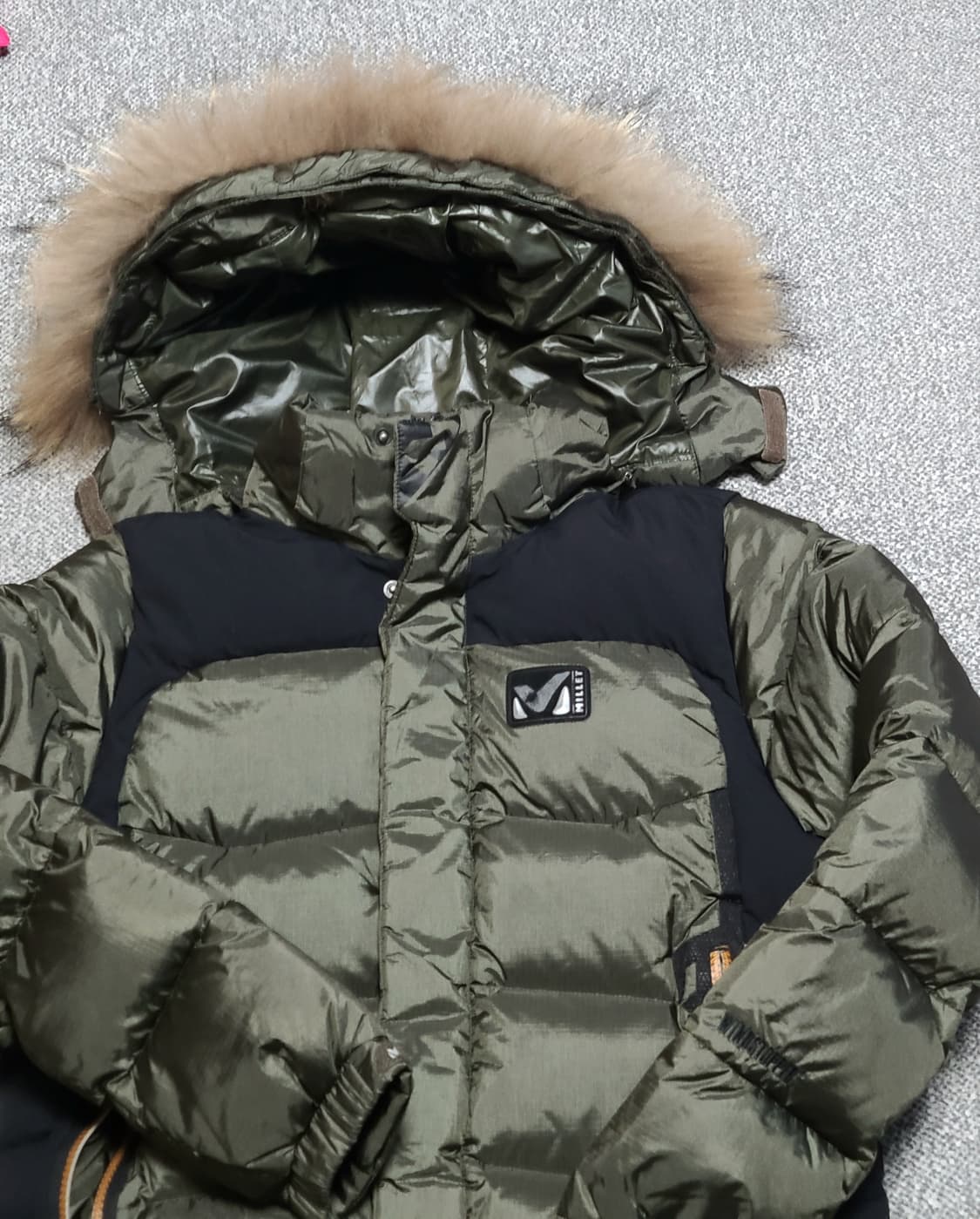 밀레  구스다운 윈드스토퍼 롱패딩 90 카키 상품이미지2