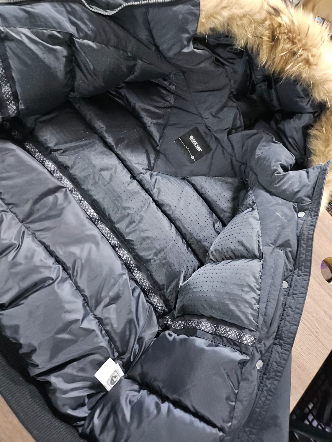 블랙야크 여성 패딩 점퍼 블랙 100 상품이미지7