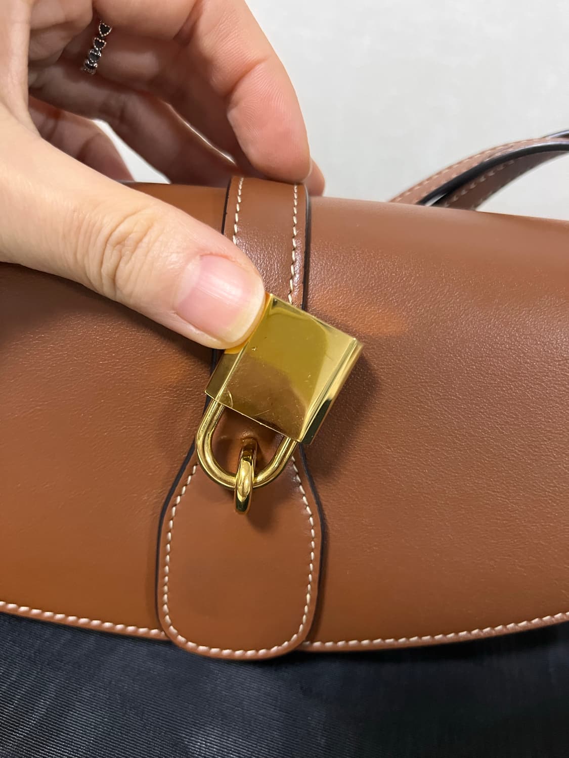 셀린느 타부 스크랩 클러치 미니백 상품이미지6