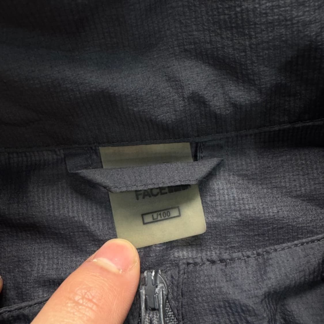 100 노스페이스 경량 바람막이  상품이미지3