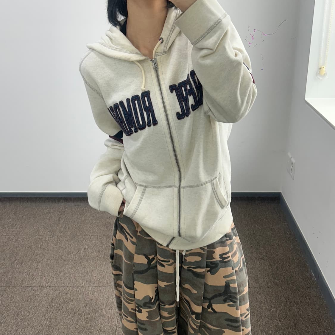 Abercrombie 아베크롬비 스펠아웃로고 아이보리 후드집업 상품이미지2