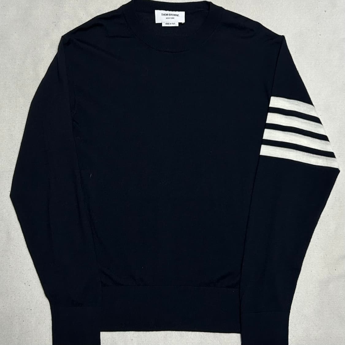 🫶🏻톰 브라운 네이비 U넥 니트 🫶🏻 상품이미지1