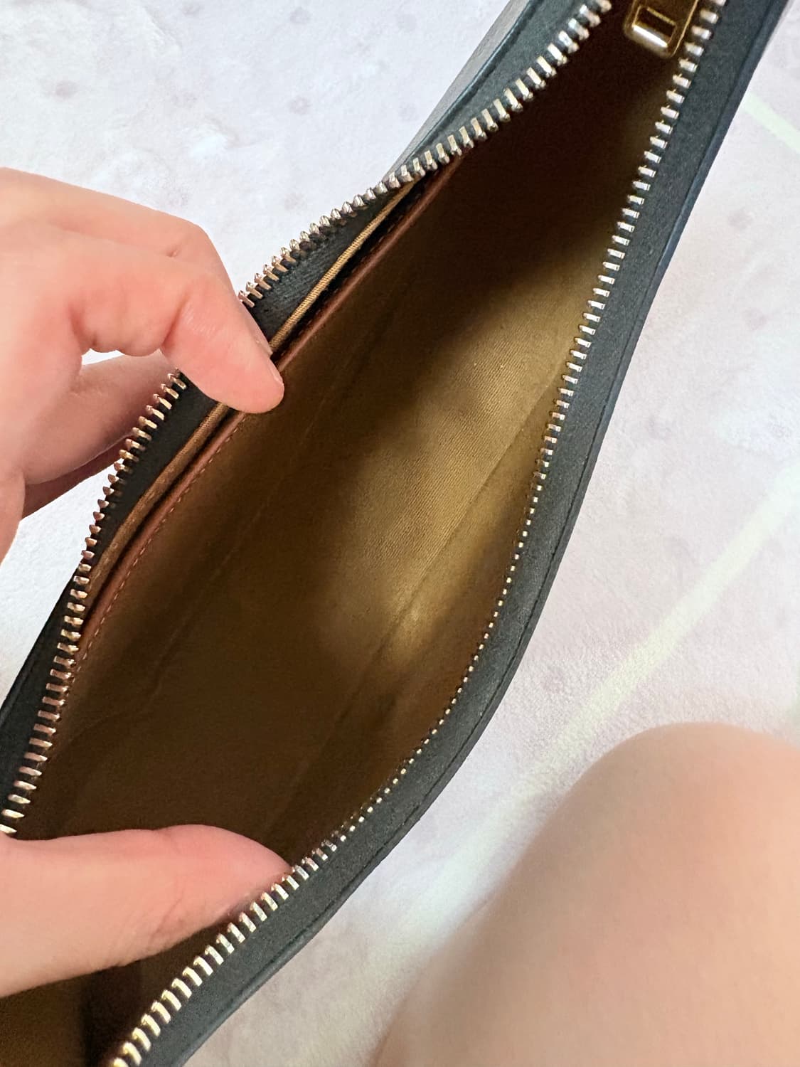 셀린느 아바백 상품이미지7