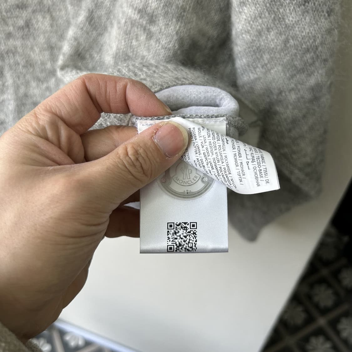 16050 - 몽클레어 폴리 니트 상품이미지5