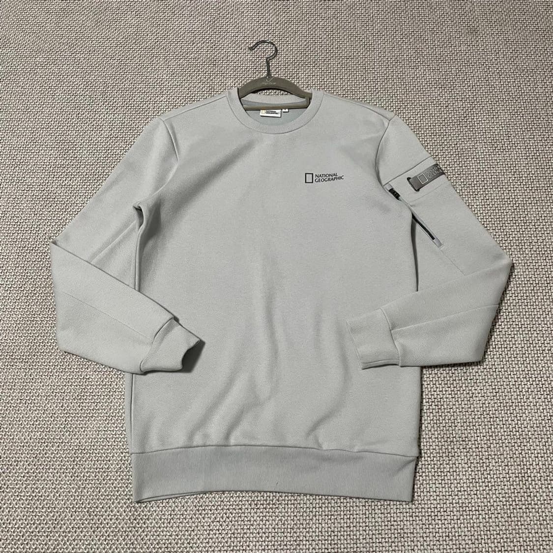 내셔널지오그래픽 맨투맨 6006 상품이미지1