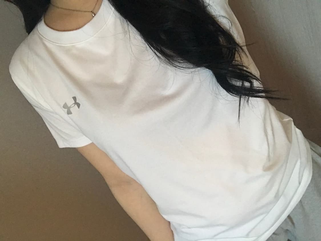 언더아머 여성용 반팔 상품이미지3