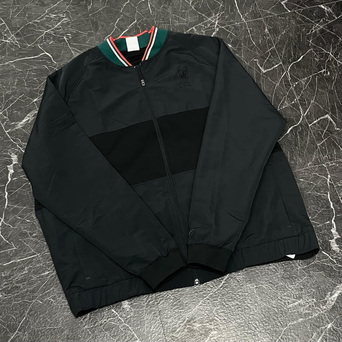 XL 나이키 스우시 오버사이즈 리버풀 바람막이 자켓 상품이미지5
