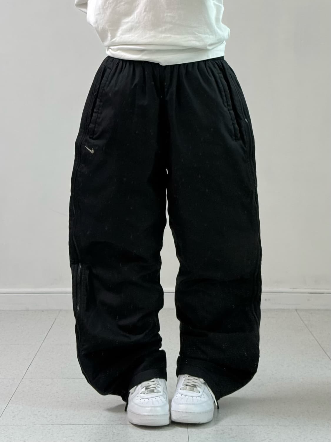 나이키 블랙 패딩 팬츠 상품이미지1