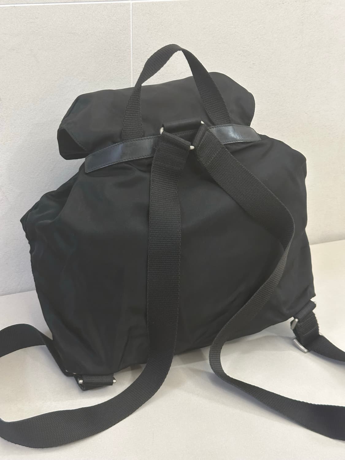 프라다 투포켓 포코노 나일론 백팩 미디엄 상품이미지7