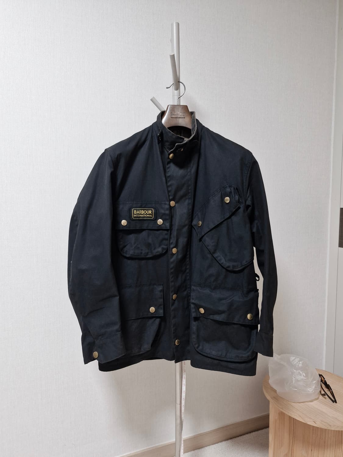 바버 인터내셔널 블랙 왁스자켓 105 상품이미지1