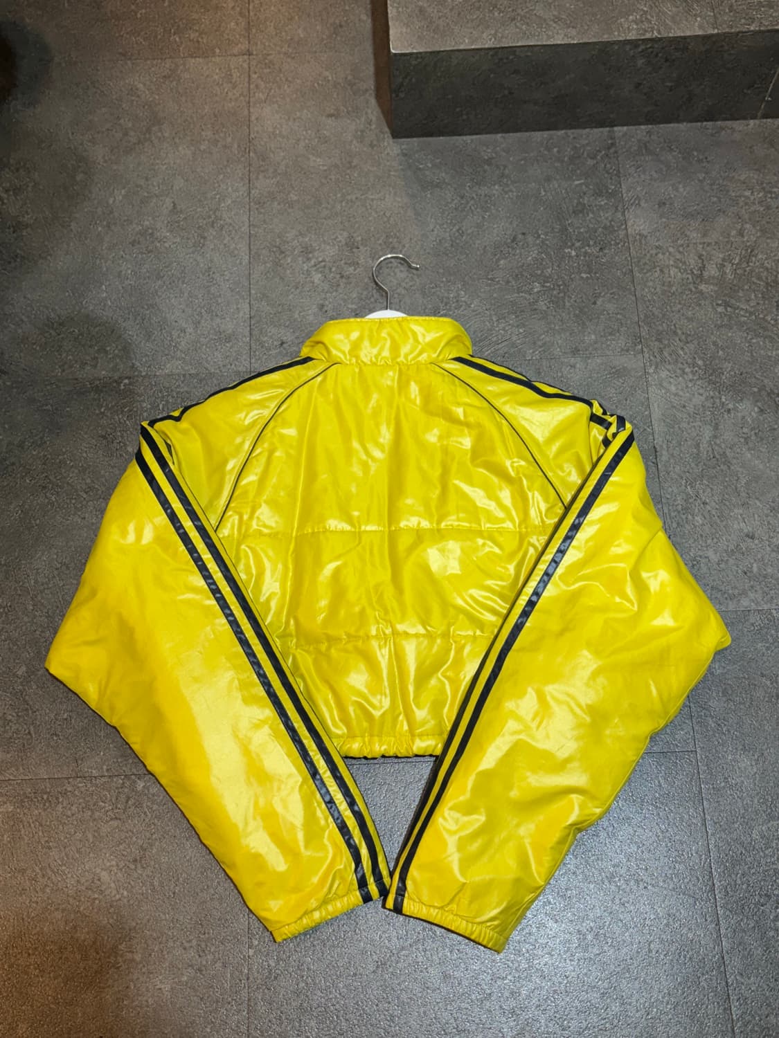 아디다스 여성 크롭 점퍼 패딩 커스텀 Free사이즈 상품이미지3