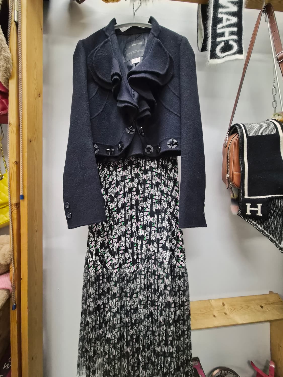 JS NEWYORK 핸드메이드 자켓.오즈세컨  레터링 스커트 상품이미지1