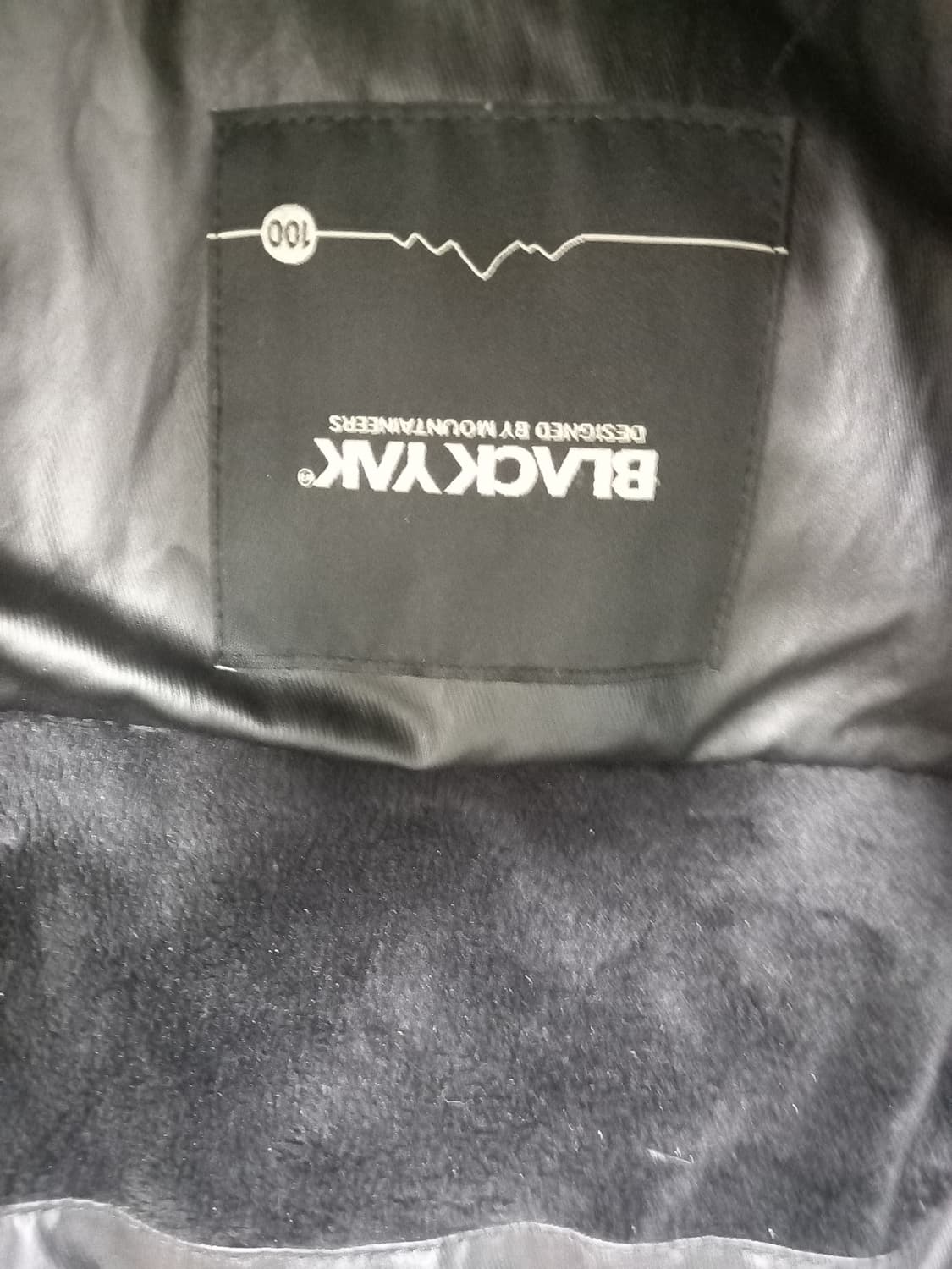 블랙야크 가죽패딩 봄버100 상품이미지4