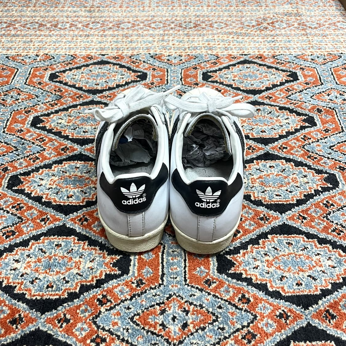 아디다스 슈퍼스타 흰검 스니커즈 US4 상품이미지3