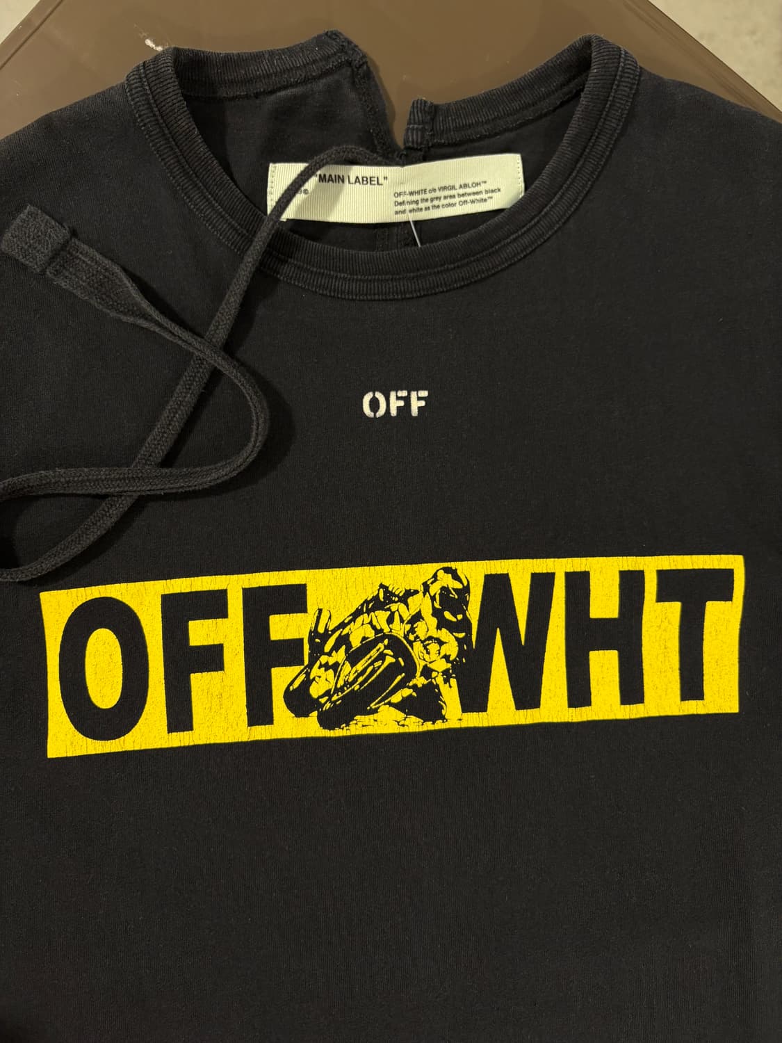 오프화이트 반팔  상품이미지6