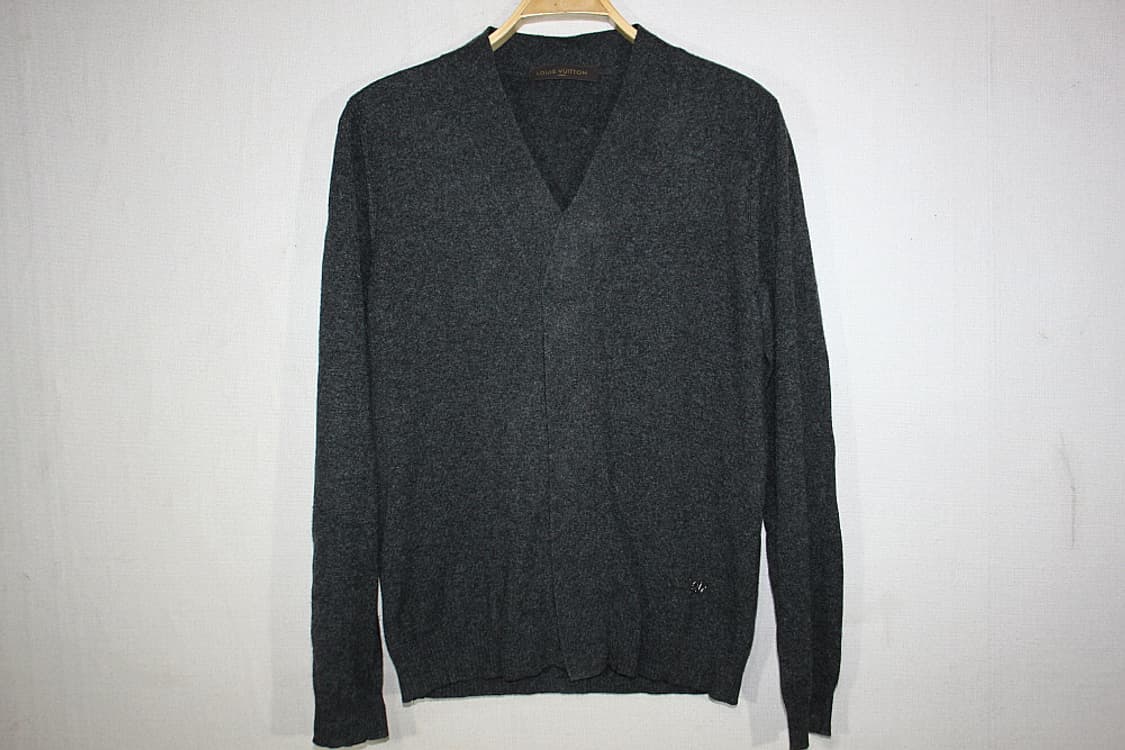 Louis Vuitton 루이비통 케시미어 V넥니트(우리100) 상품이미지1