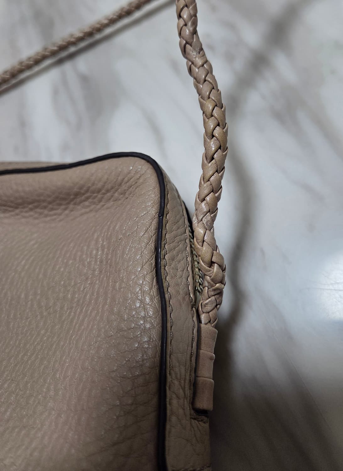 토리버치 카메라백 테슬 크로스백 상품이미지6