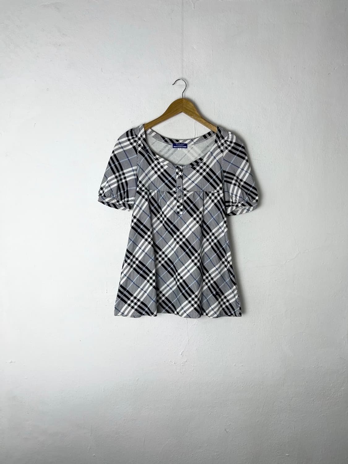 버버리 블루라벨 반팔 블라우스 상품이미지1