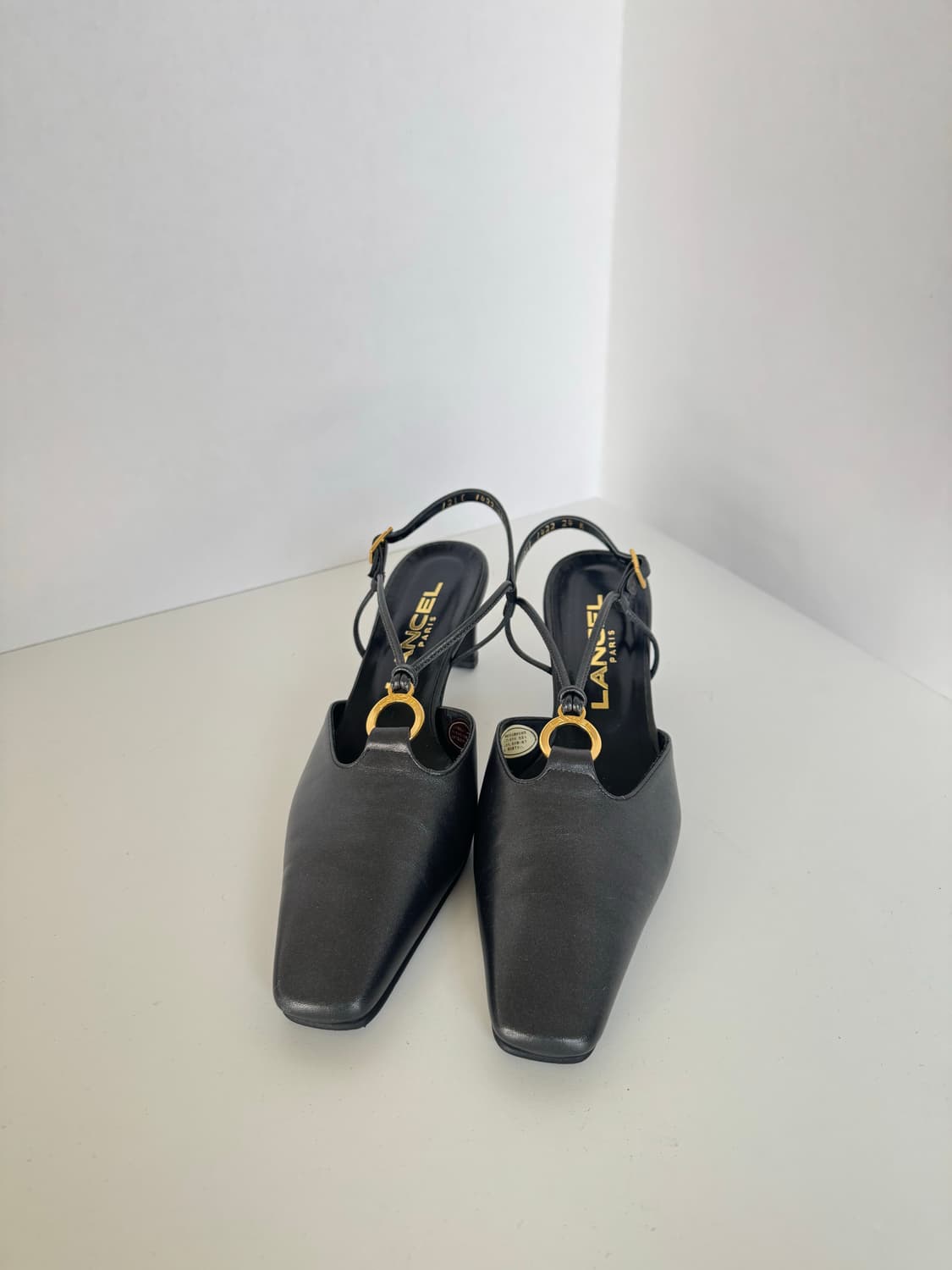 란셀(LANCEL) 골드 링 스트랩 샌들 힐 상품이미지8