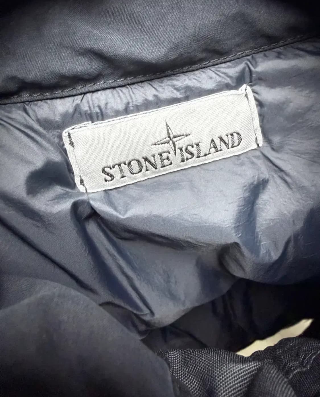 스톤아일랜드 논후드 24 크링클랩스 패딩 팝니다 상품이미지3