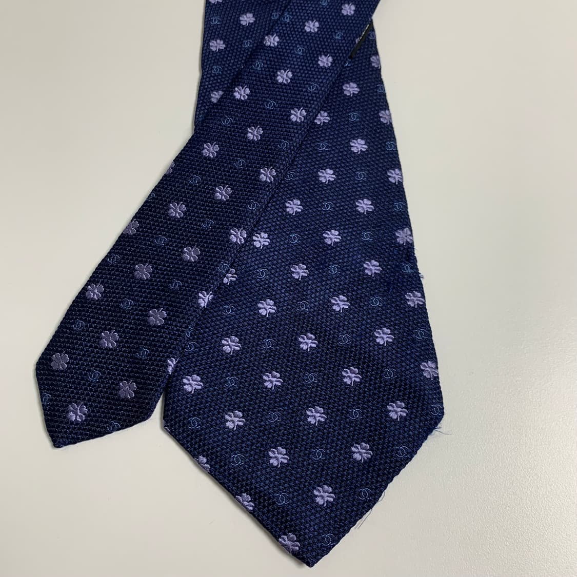 샤넬(CHANEL) 모노그램 로고플레이 명품넥타이 A등급 자카드 플라워 상품이미지4