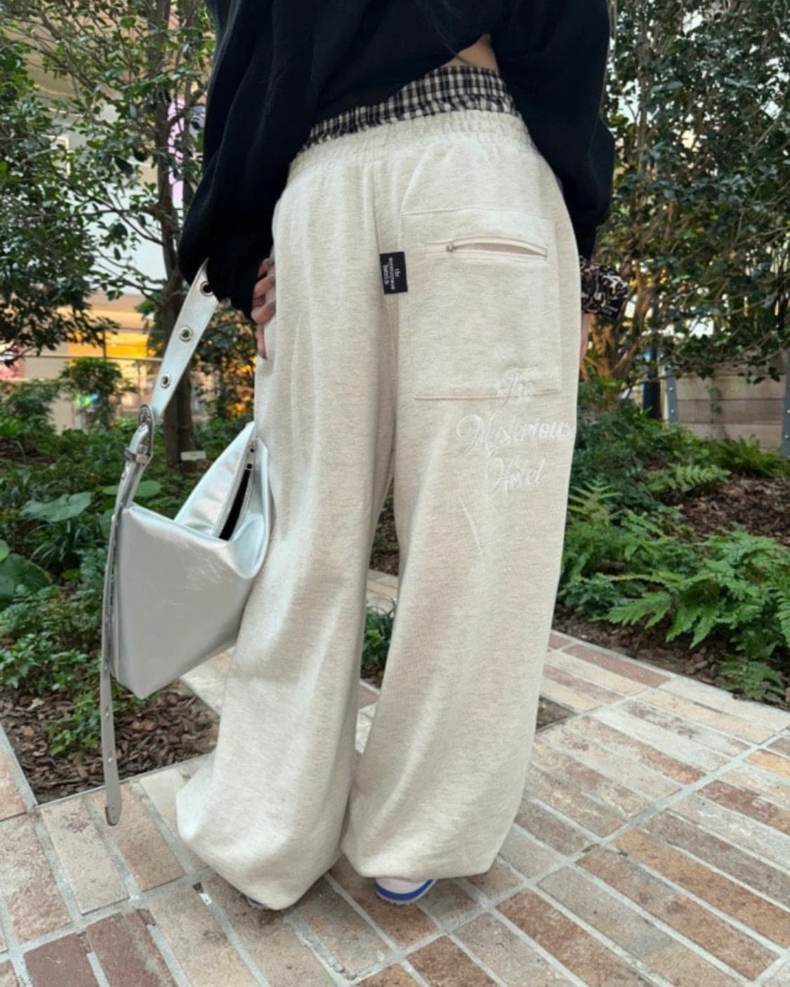 미스테리어스 호텔 체크 레이어드 트레이닝 팬츠 상품이미지3