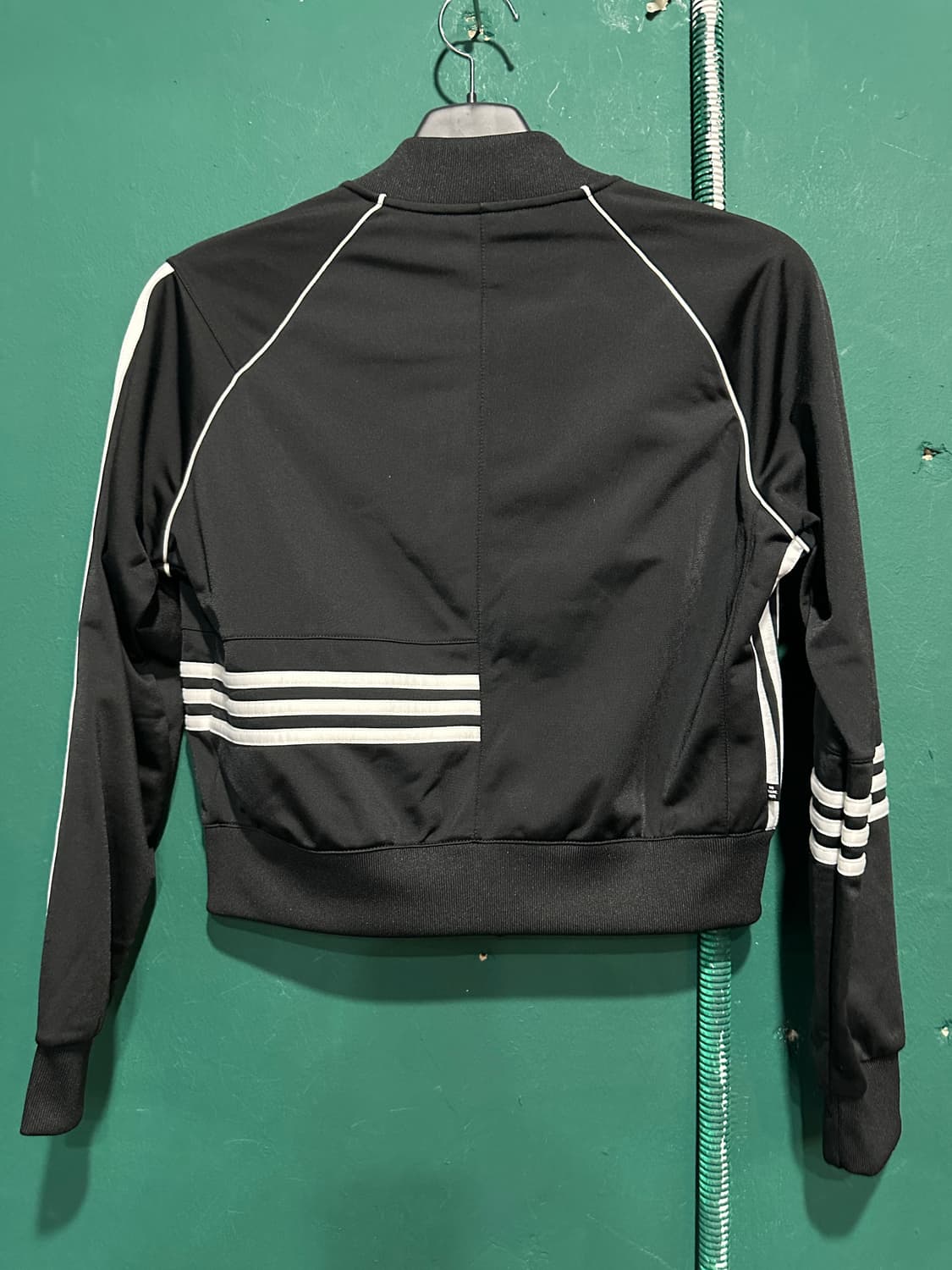 아디다스 크롭 트랙탑져지 블랙L 상품이미지2