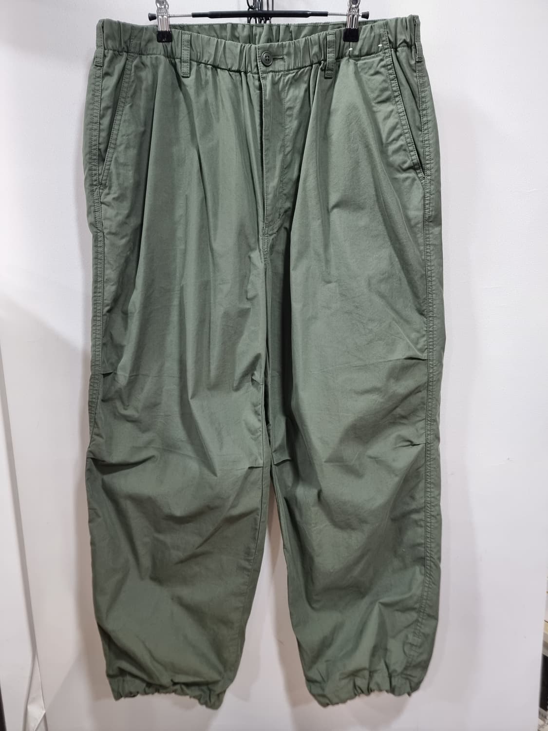 유니클로 와이드 벌룬팬츠 (D83 상품이미지1