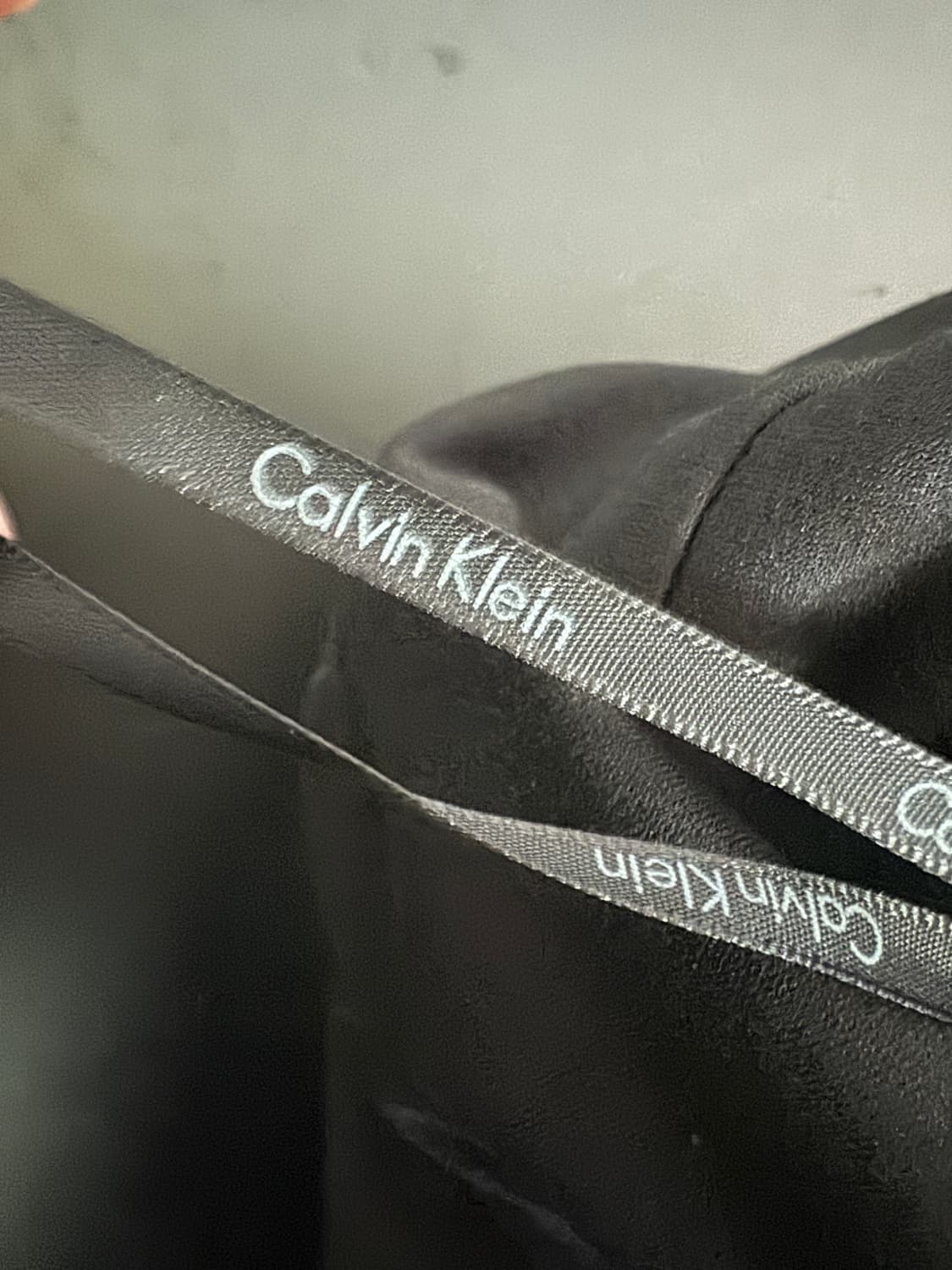 여성 캘빈클라인 슬리브리스 사이드 셔링 쉬스 원피스 S 블랙 상품이미지6