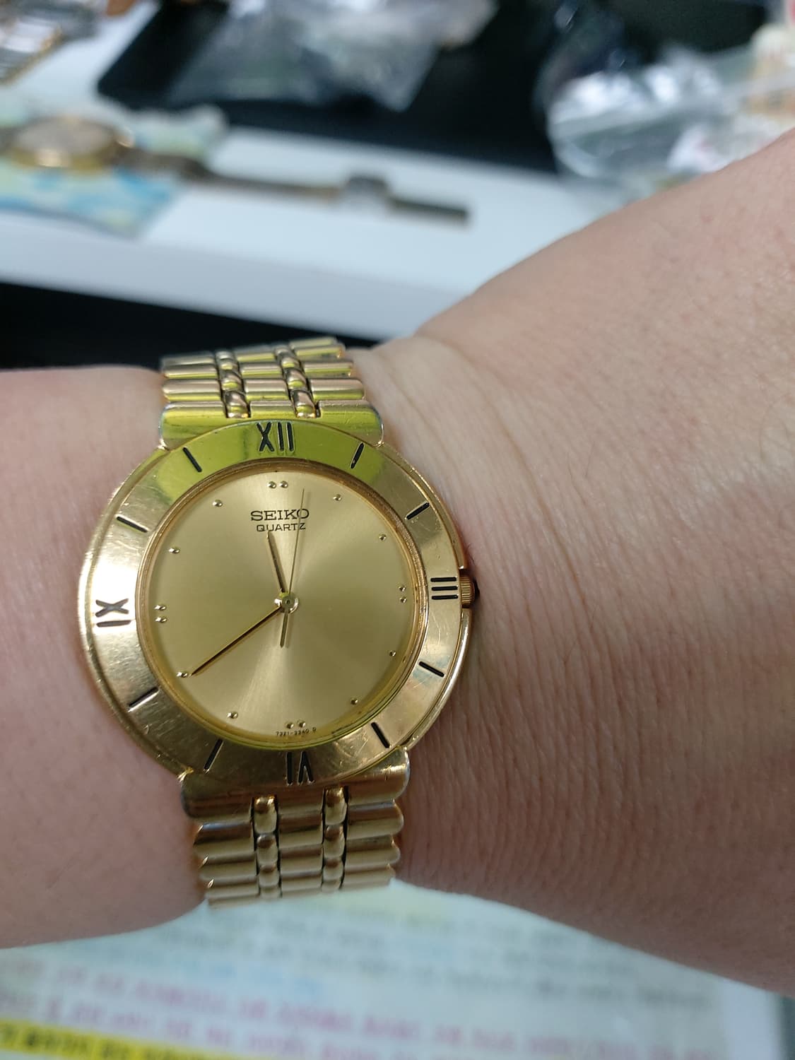 세이코 쿼츠 남성 금장 시계 상품이미지1