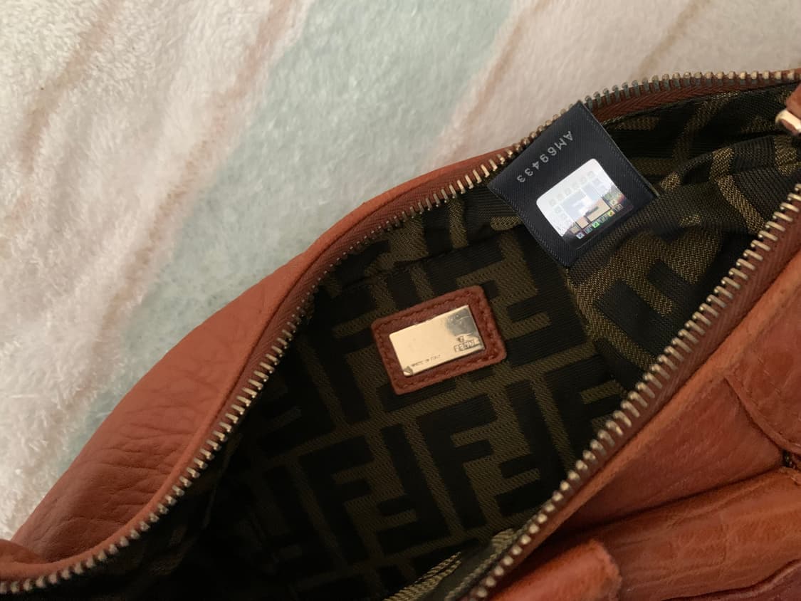 펜디 스파이백 숄더백 정품 상품이미지10