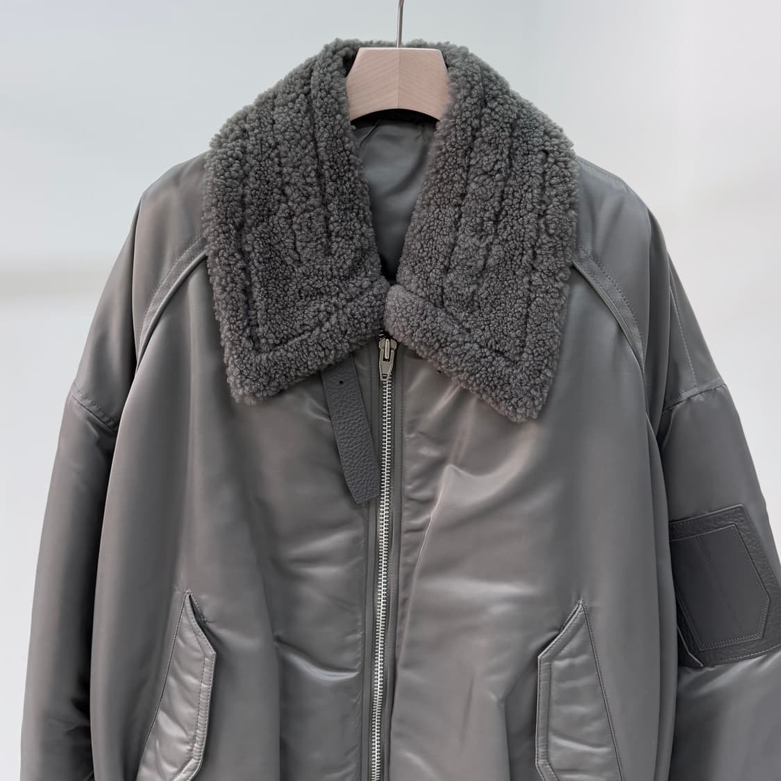 [S+급/48] 준지 무스탕 마원 항공점퍼 자켓 그레이 상품이미지2