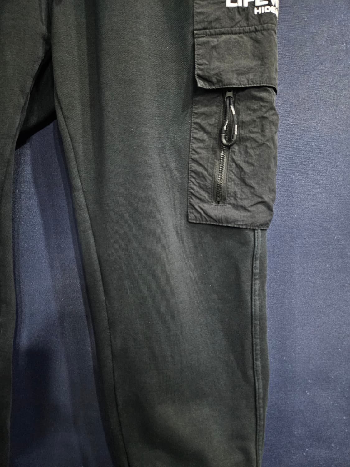 라코스테 블랙컬러 남성 허리 32~34 조거팬츠  상품이미지5