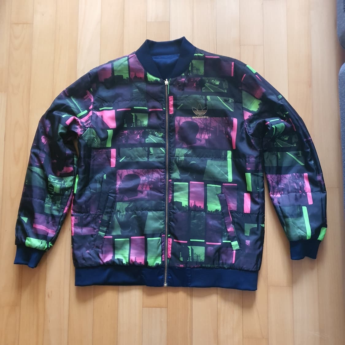 아디다스 스케이트보딩 양면 바시티 블루종 스테디움 트랙탑 항공 MA-1 상품이미지4