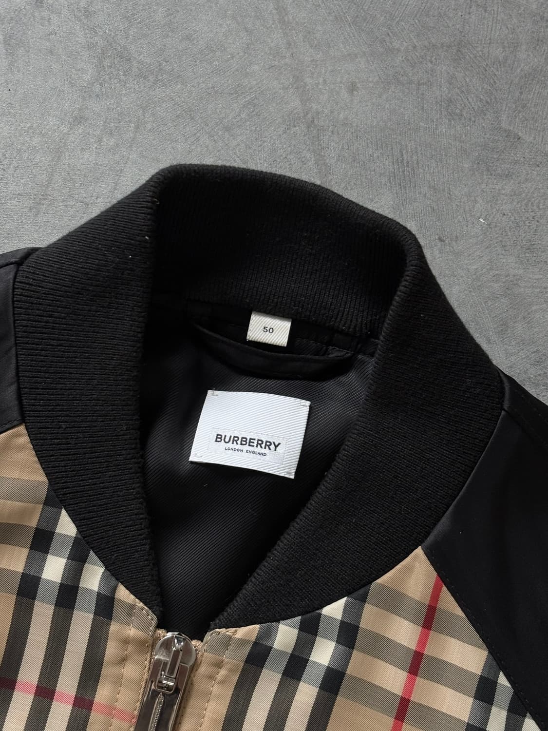 Burberry 버버리 TB 모노그램 노바체크 자켓 상품이미지6