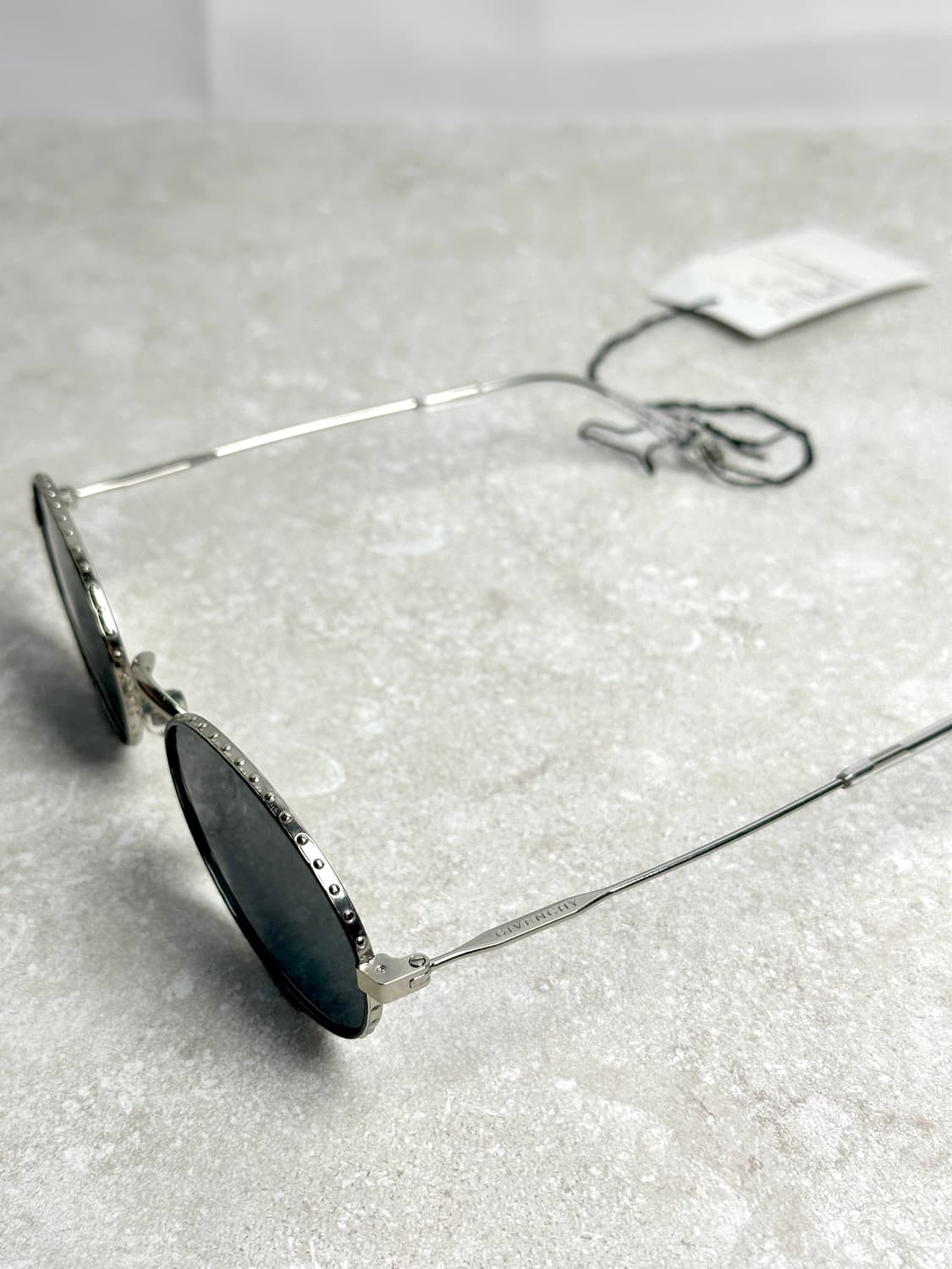 지방시(GIVENCHY) 라운드 메탈 선글라스 상품이미지4