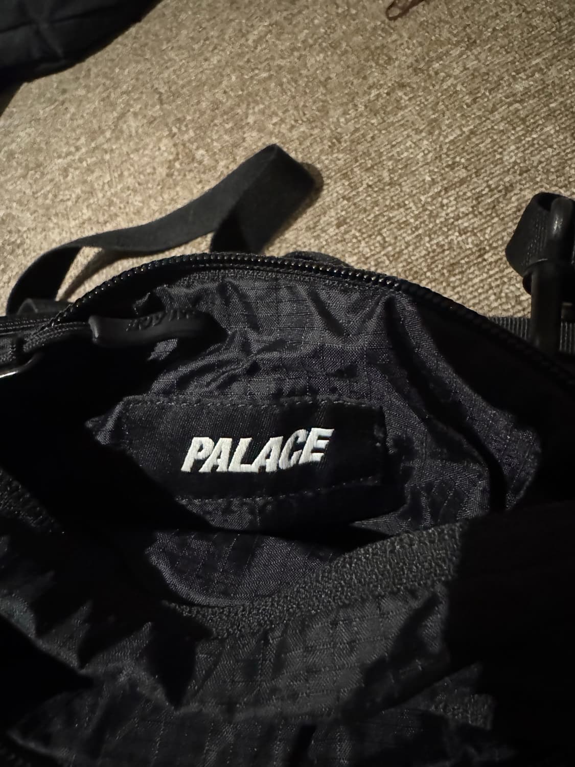 팔라스 립스탑 숄더백 상품이미지4