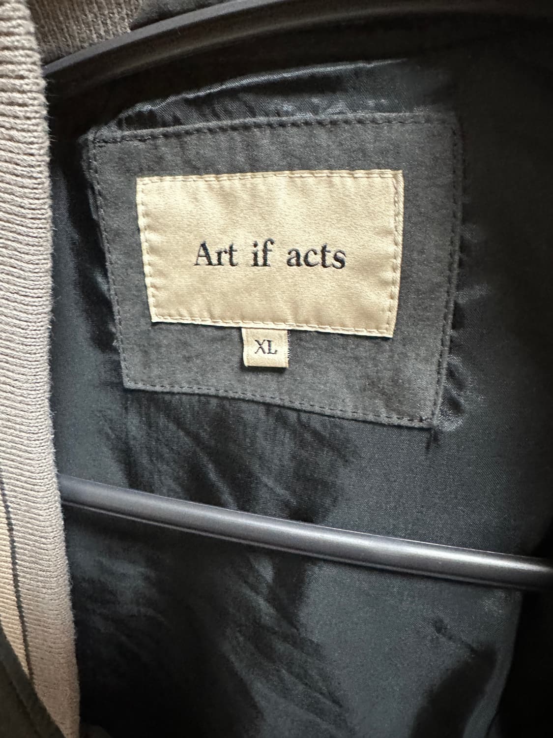 아트이프액츠 수베니어 자켓팝니다 상품이미지2