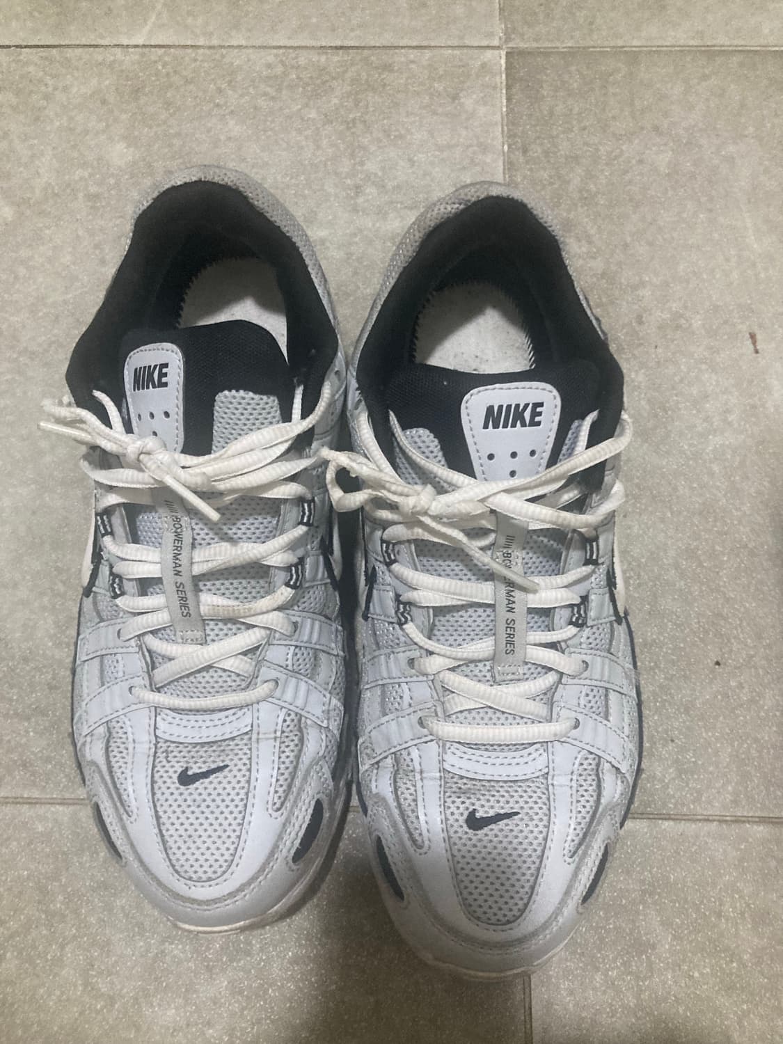 나이키 P6000 270사이즈 상품이미지1