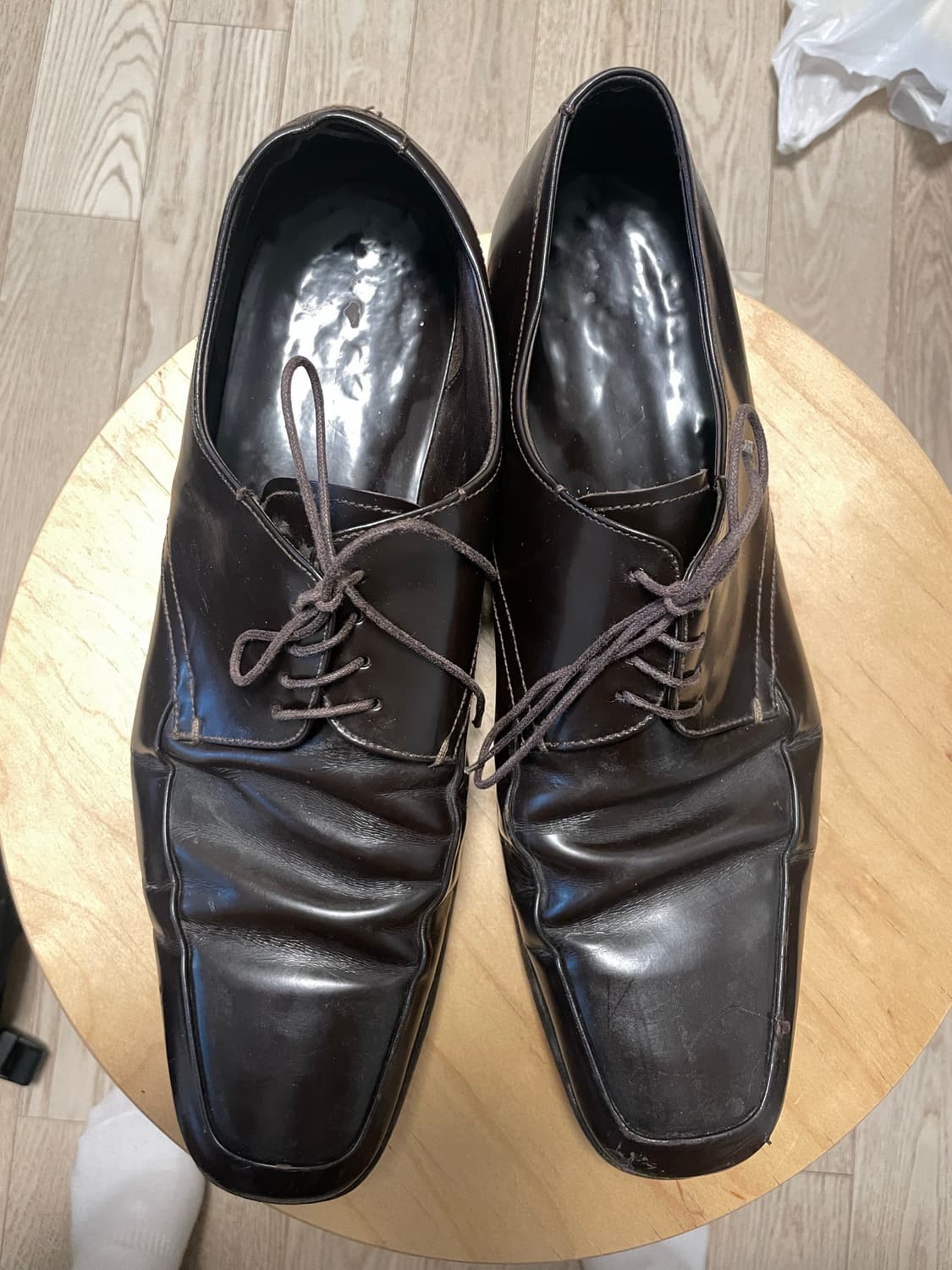 Prada 세미 스퀘어토 더비 슈즈 상품이미지1