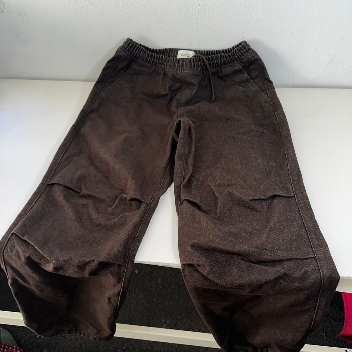 L 커스텀어클락 딥브라운 루즈핏 밴딩 데님팬츠 청바지 상품이미지1