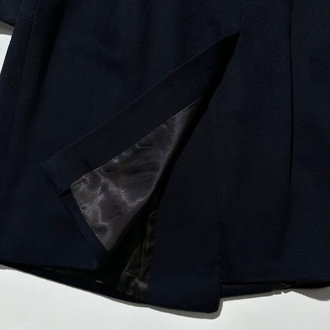 아르마니 꼴레지오니 캐시미어 100% 히든버튼 로브 더블 코트 네이비 상품이미지6